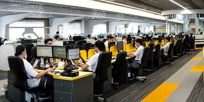 مرکز پاسخگویی ایران خودرو «ایزو 18295» گرفت 1 7F979B72 5F46 4FD8 9CD1 2CE