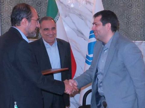 صنعت بیمه در تمامی حوزه ها نیروی انسانی محور است 1 8b7
