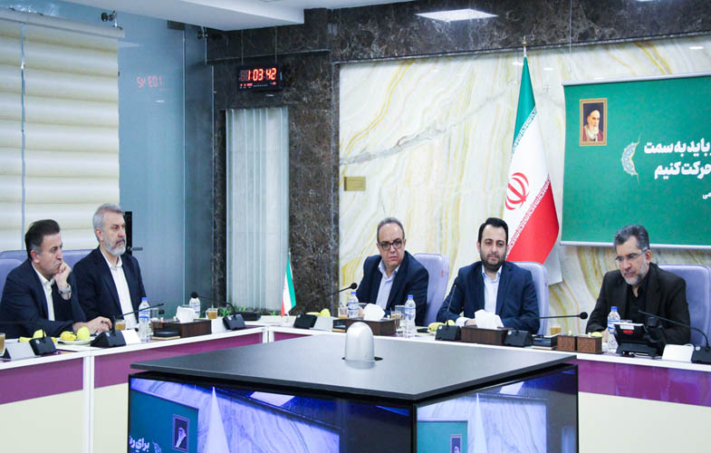 بانک صادرات آماده همکاری برای تحقق اهداف اقتصاد دانشبنیان و توسعه صادرات فناورانه است 1 3215