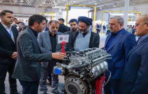 سیدجواد حسینیکیا: محصولات جدید سایپا توان رقابت با خودروهای خارجی را دارند 2 SAIPA Industry Expo 14040814 2