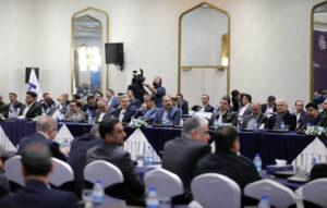 معاون وزیر نفت و مدیرعامل شرکت ملی صنایع پتروشیمی: توسعه سرمایهگذاری در پتروشیمی بدون بانکهای بزرگ امکانپذیر نیست 2 3R7A5562