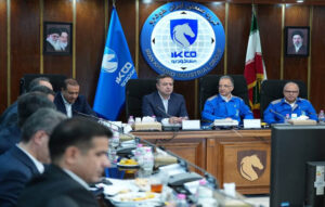 ترسیم دورنمای راهبردی در همکاری بانک صادرات ایران با گروه صنعتی ایرانخودرو 2 Image 3