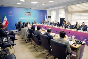 تأکید بر تداوم مسیر رشد و بهرهگیری حداکثری از ظرفیتها در نشست شورای معاونان و مدیران بیمه ملت 3 DSC05960 300x200 1