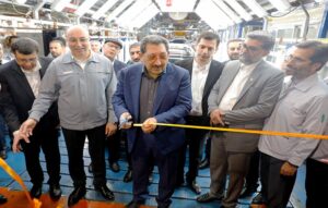 مراسم افتتاح خط آریا و رونمایی از ۳ محصول جدید گروه خودروسازی سایپا برگزار شد 2 SAMT SAIPA 14050631 29