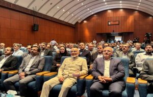 نخستین خودروی پلاگینهیبرید کشور در دو نسخه عمومی و شخصی عرضه میشود 2 Hamayesh Kashan 1405 9